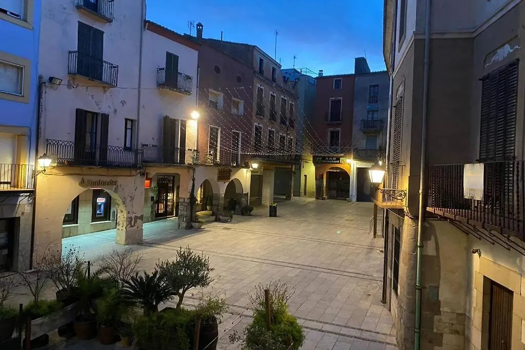 Casa Moner Loft edifici històric centre medieval de Castelló Castello  D'Empuries